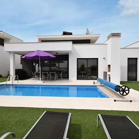 Holiday home Modern With Private Swimming Pool *